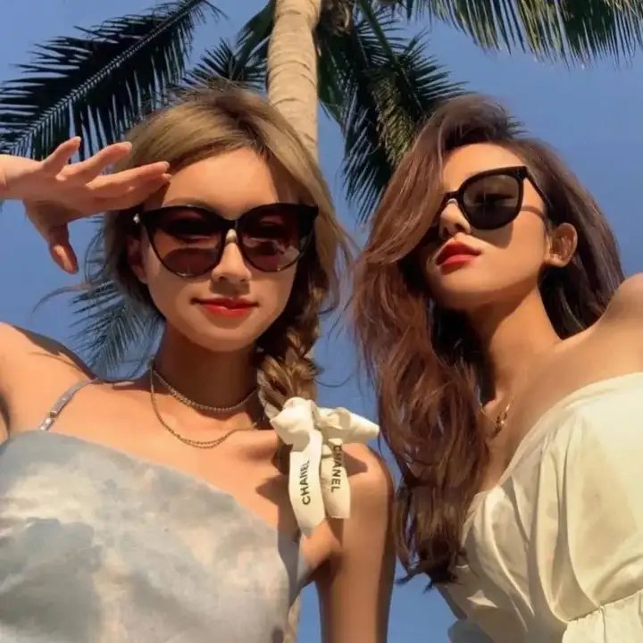 阳光小美女